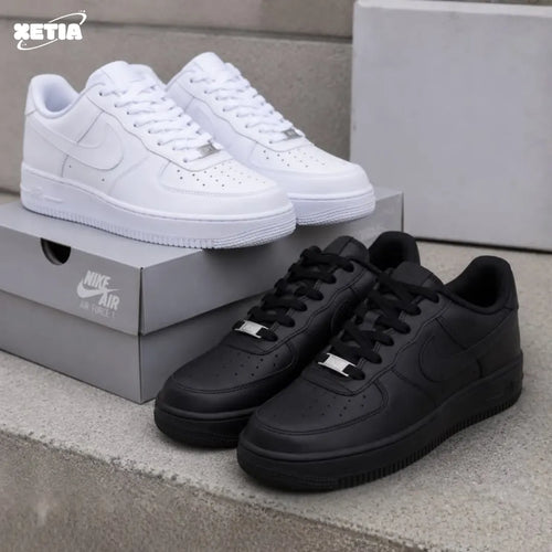 TENIS BLANCOS Y NEGROS